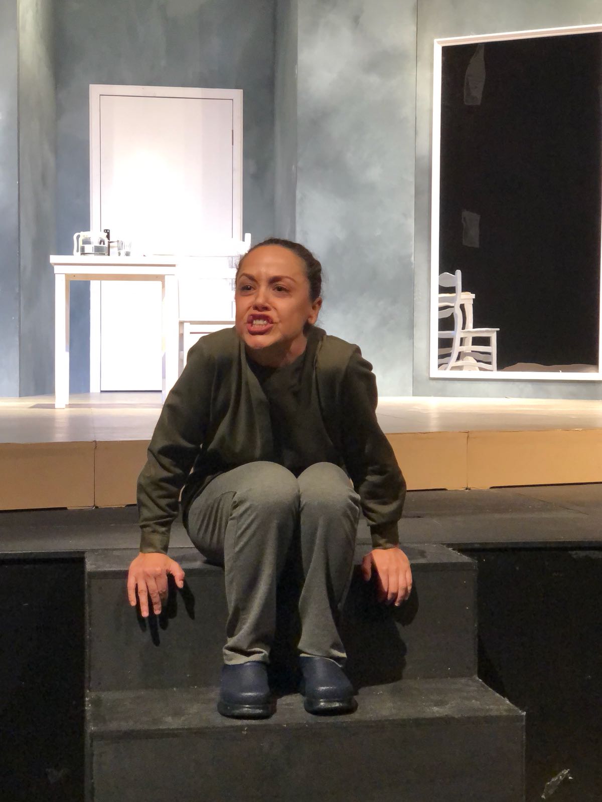 Lena, Leyla ve Diğerleri oyunu Ayşen İnci’nin sahnelemesiyle (Oyuncu: Filiz Demiralp) bu sezon Sıvas Devlet Tiyatrosu’nda açılışını yaptı.